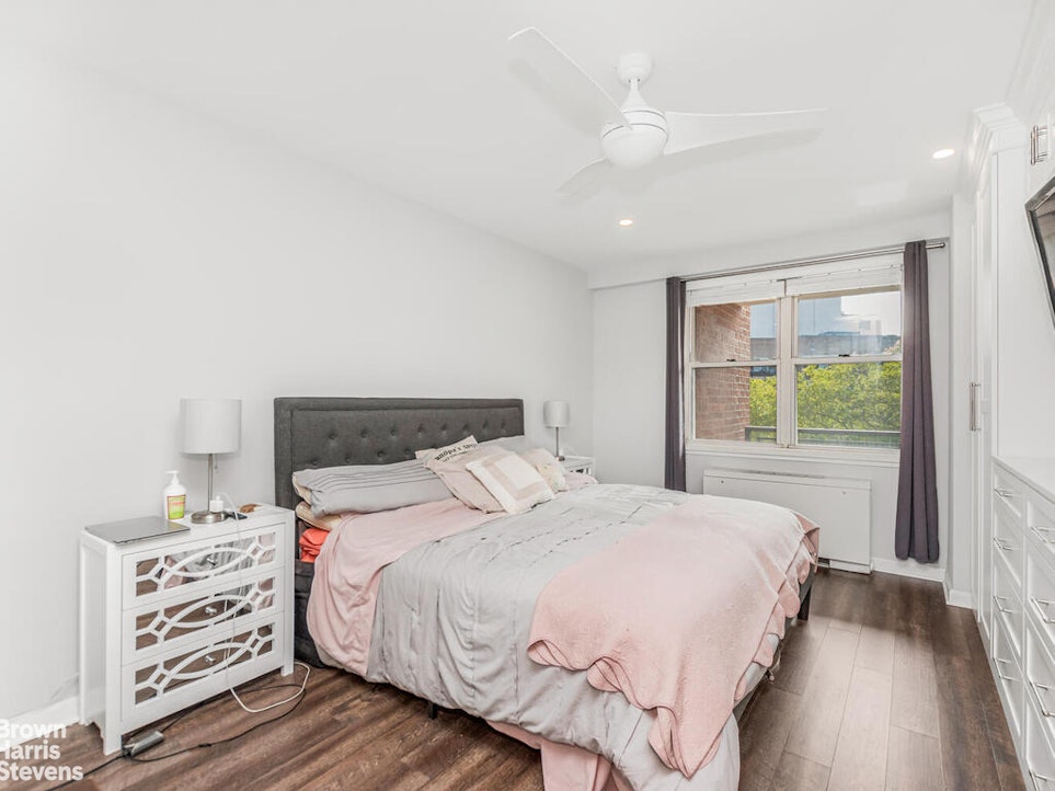 3777 Independence Avenue, Unit 4D Bronx, NY 10463 - Photo 20 of 29 a bedroom with a bed and a window