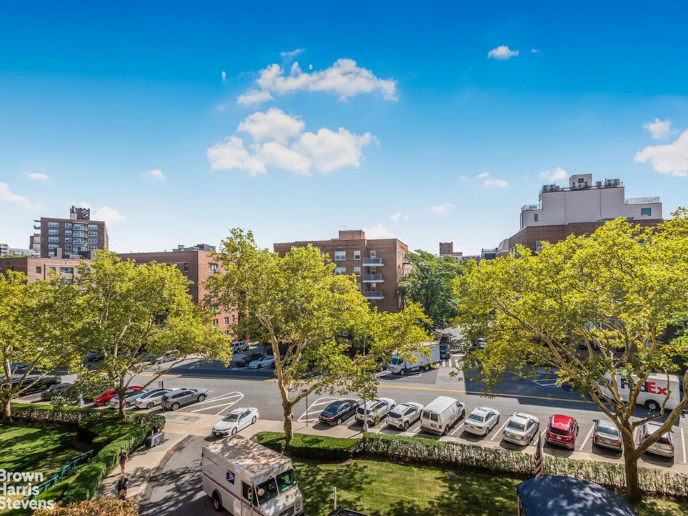 3777 Independence Avenue, Unit 4D Bronx, NY 10463 - Photo 24 of 29 a city view with tall buildings