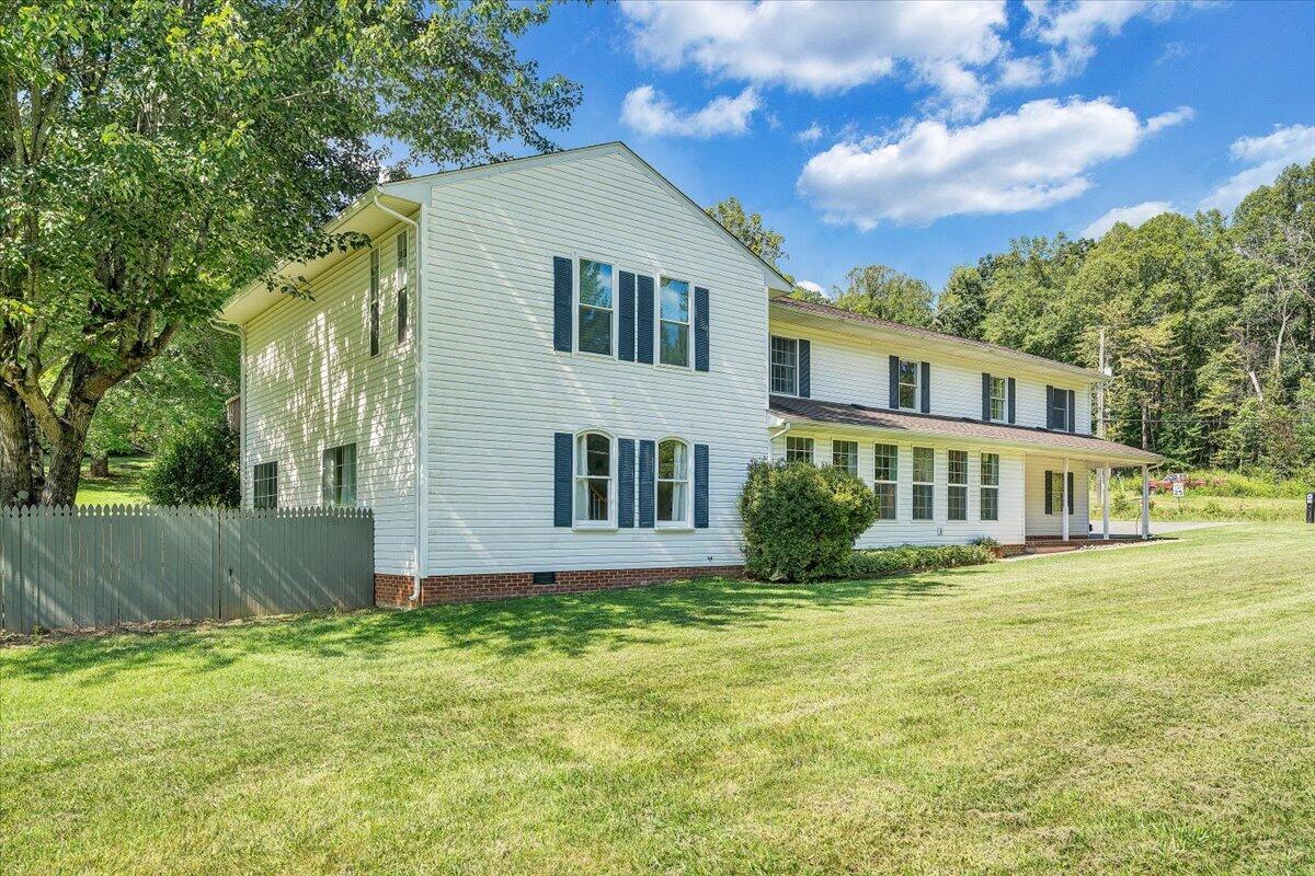 1261 Mountain Pass Road Blue Ridge, VA 24064 - Photo 77 of 85 52-MIB01701