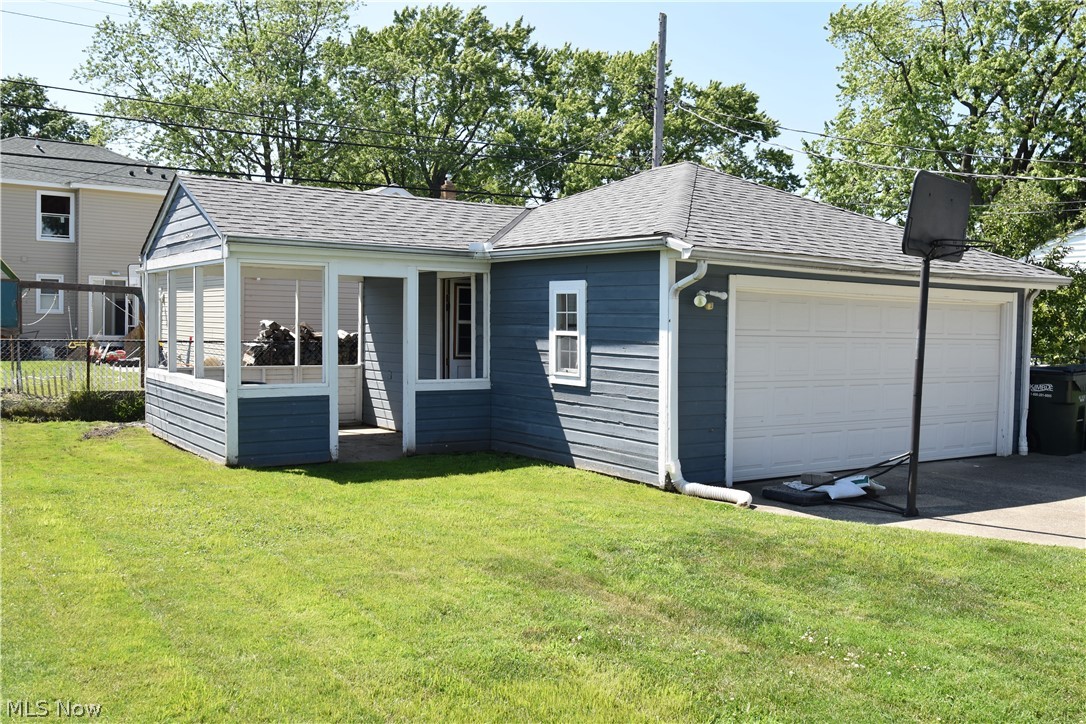 32019 Densmore Road Willowick, OH 44095 - Photo 7 of 30