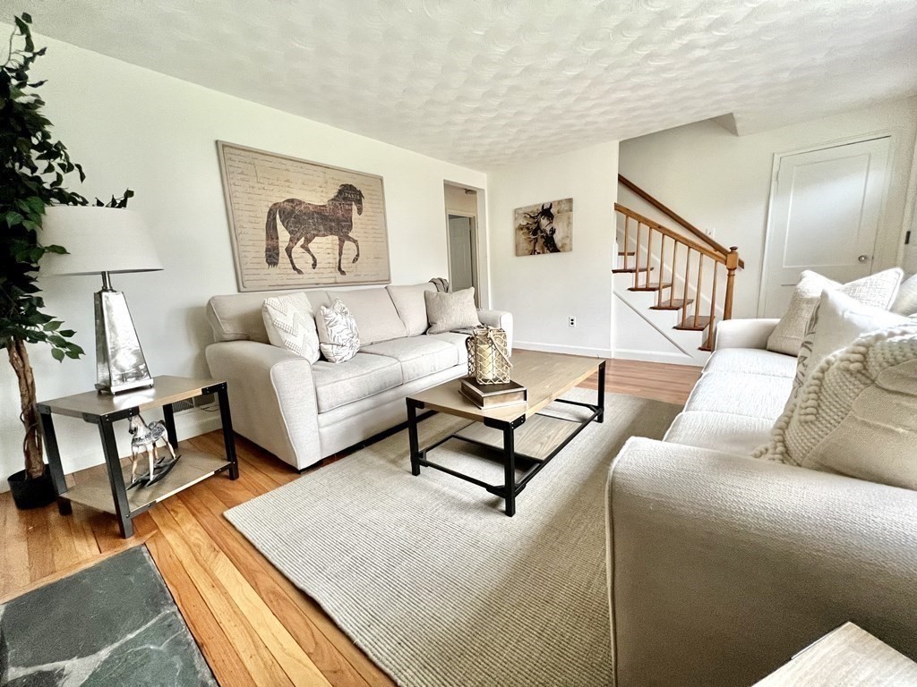 34 Windsor Road Norwood, MA 02062 - Photo 5 of 30 Gallery Image 5