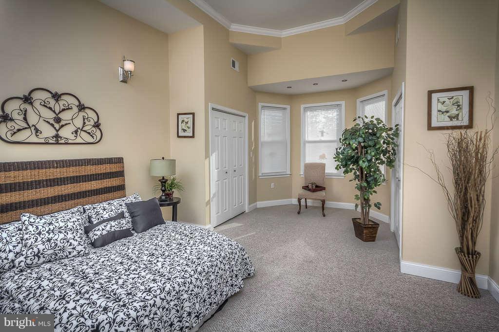 3441 Reisterstown Road Baltimore, MD 21215 - Photo 3 of 29 Bath (Master)