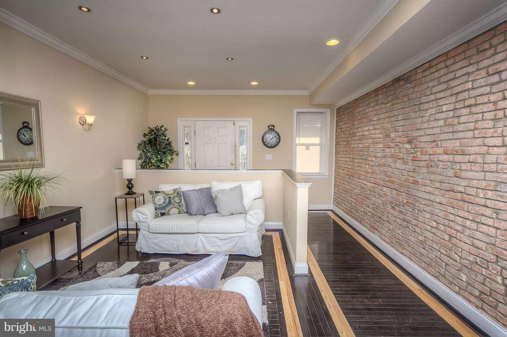 3441 Reisterstown Road Baltimore, MD 21215 - Photo 9 of 29 Dining Room
