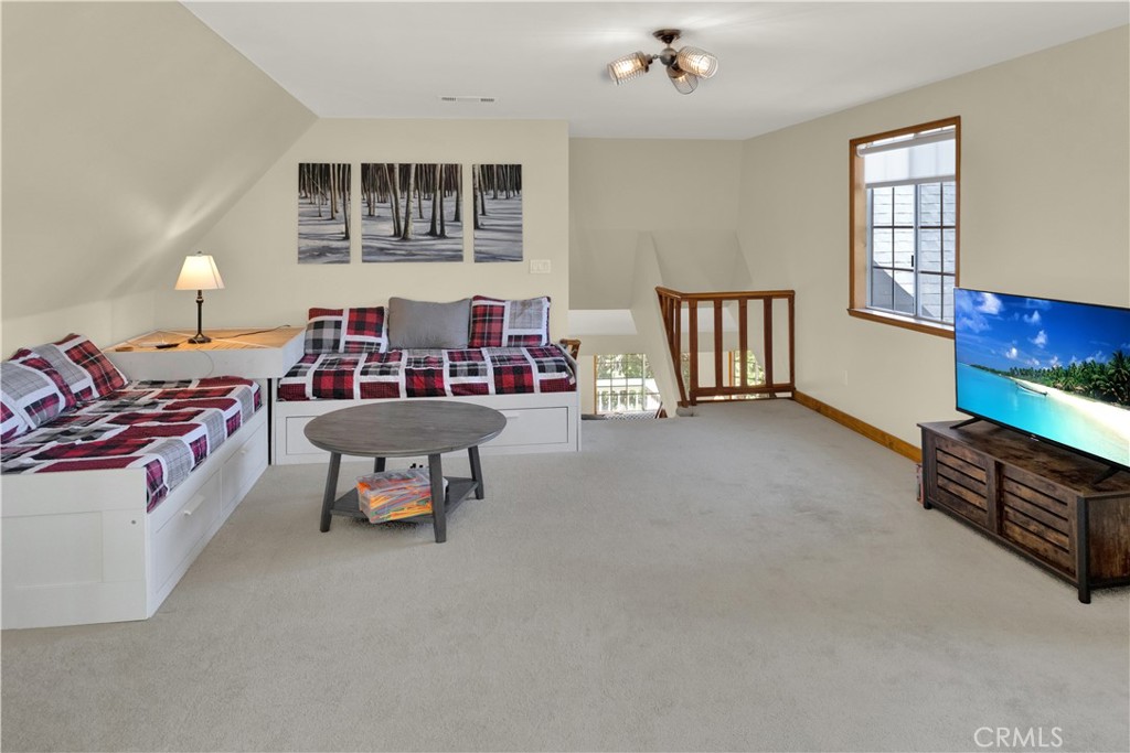 1108 Grass Valley Road Lake Arrowhead, CA 92352 - Photo 24 of 70
