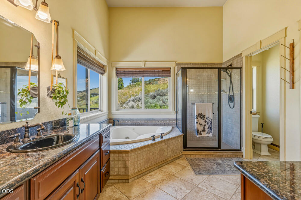 1354 Ridgecrest Drive Klamath Falls, OR 97601 - Photo 13 of 45