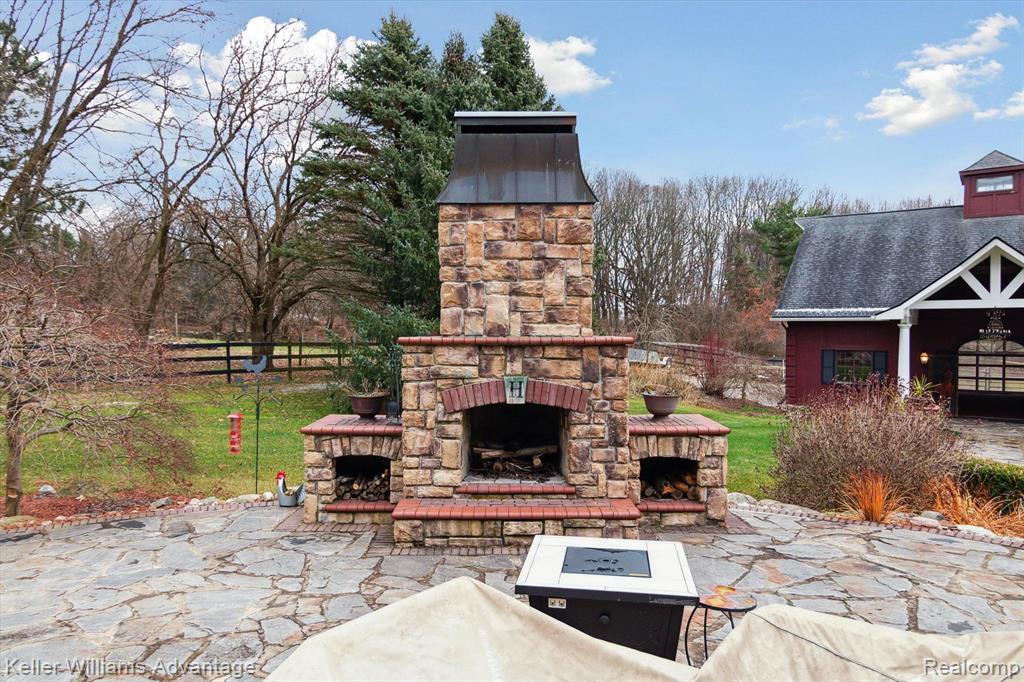 4655 Middle Road Highland, MI 48357 - Photo 59 of 72