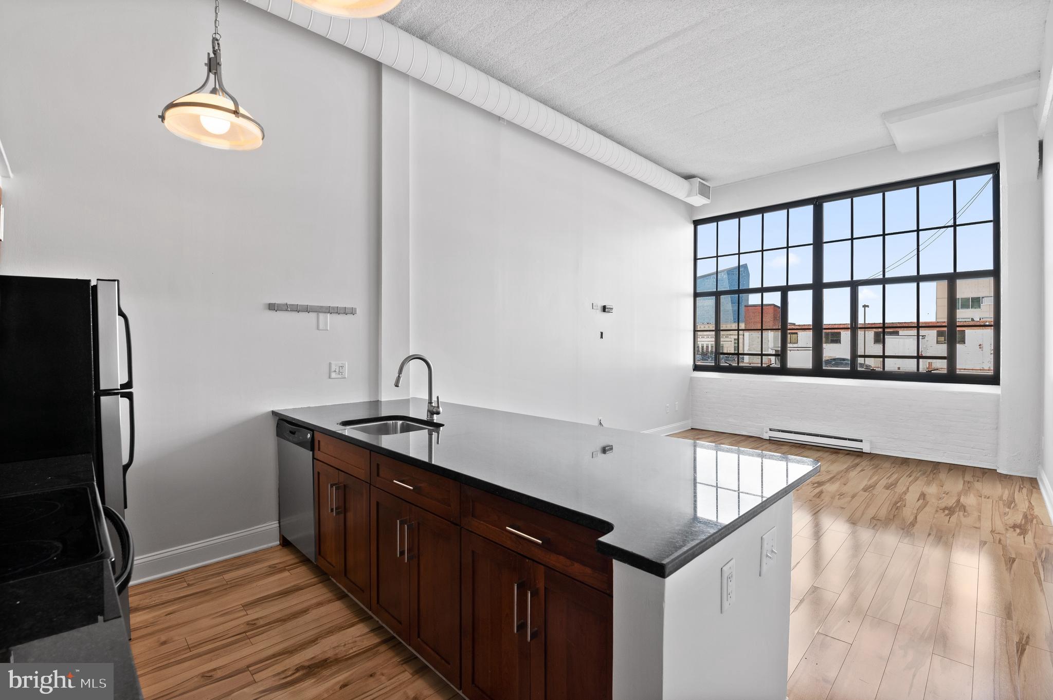2429 Locust Street, Unit 520 Philadelphia, PA 19103 - Photo 10 of 24