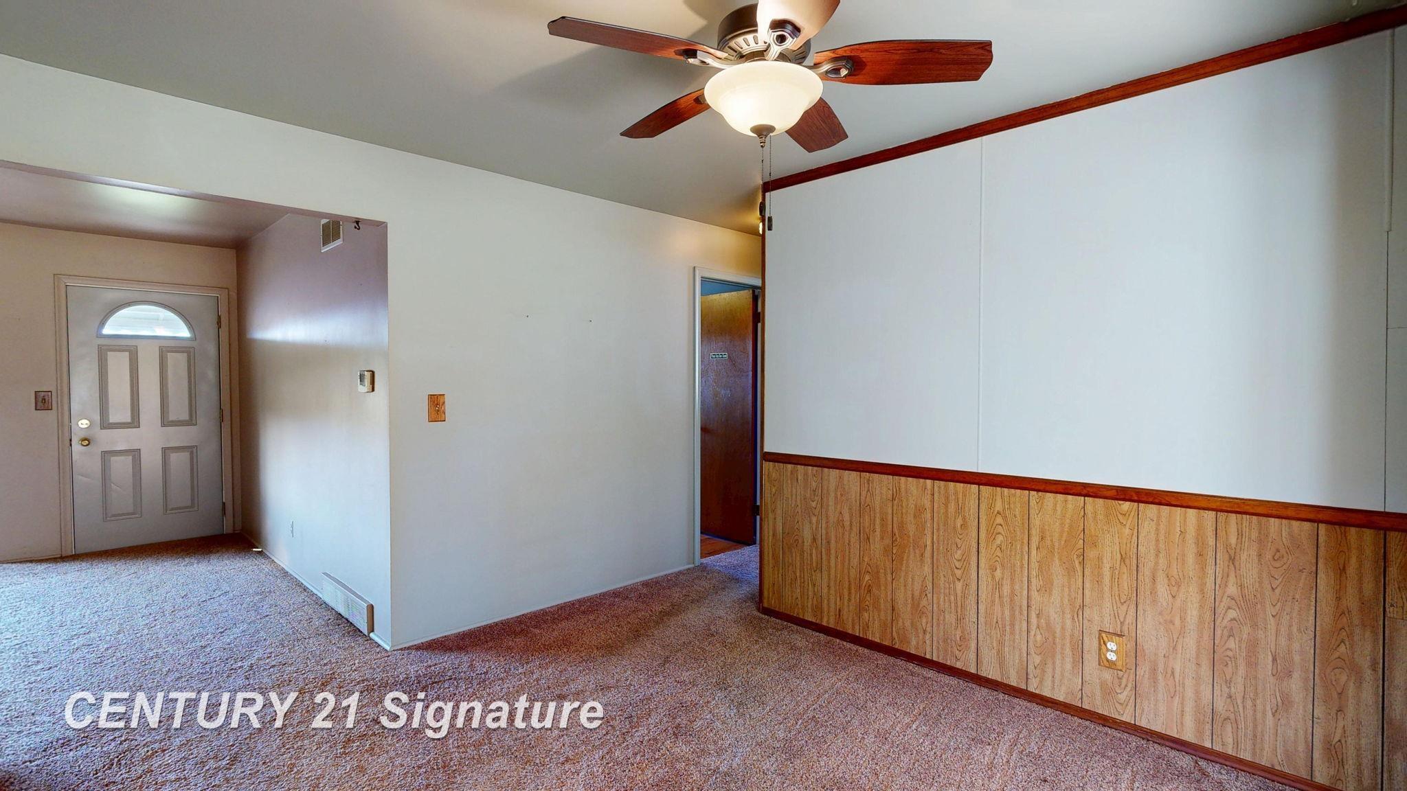 13474 North Linden Road Clio, MI 48420 - Photo 12 of 64 50193516-e9c23c32-d42e-4d53-9ef3-47b865f55272.JPG