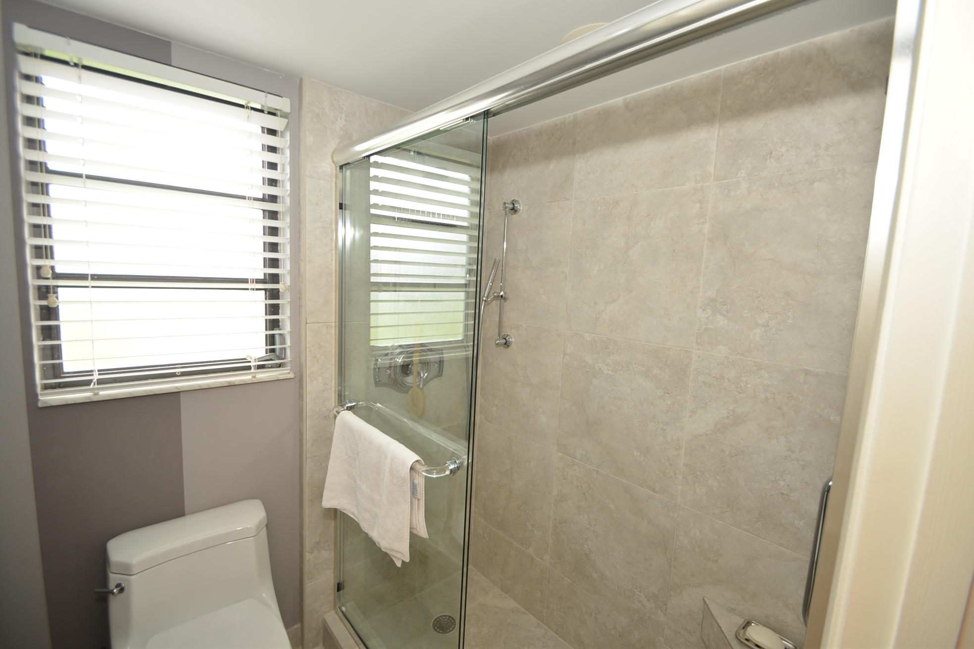 7736 Lakeside Boulevard, Unit G203 Boca Raton, FL 33434 - Photo 18 of 27 DSC_5283