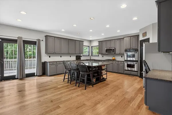 $699,900 | 200 White Cloud Run, Canton, GA 30114