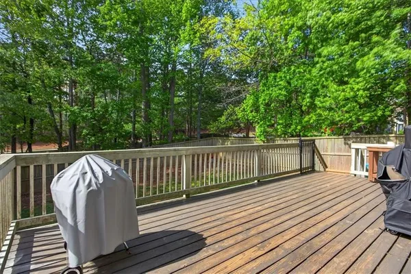 $699,900 | 200 White Cloud Run, Canton, GA 30114