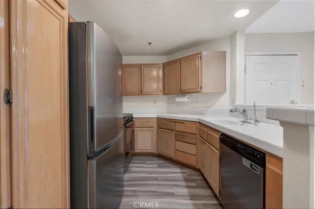 $385,000 | 5744 Oak Bend Lane, Unit 203, Oak Park, CA 91377