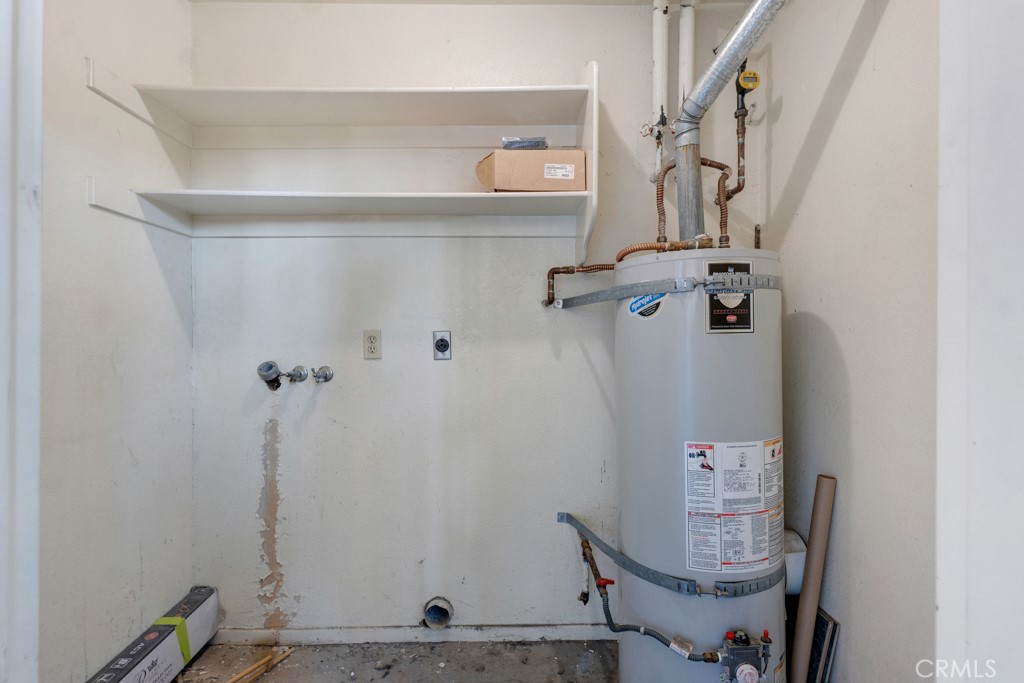 5744 Oak Bend Lane, Unit 203 Oak Park, CA 91377 - Photo 24 of 45 a bathroom with a shower