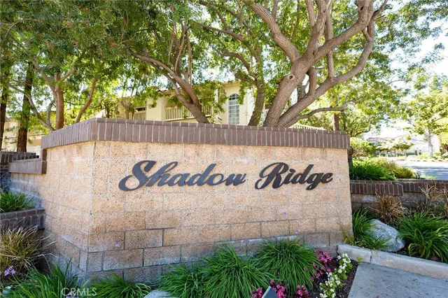 $369,000 | 5744 Oak Bend Lane, Unit 203, Oak Park, CA 91377