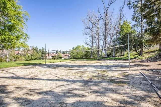 $385,000 | 5744 Oak Bend Lane, Unit 203, Oak Park, CA 91377