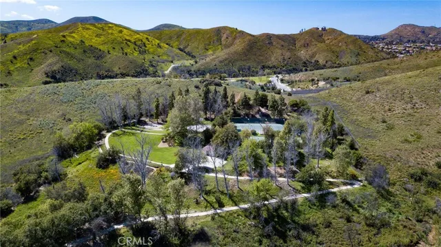 $385,000 | 5744 Oak Bend Lane, Unit 203, Oak Park, CA 91377