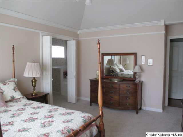 136 Braxton Way Pelham, AL 35124 - Photo 14 of 31