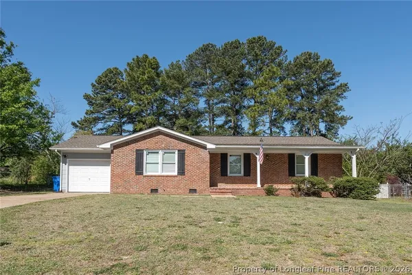 $1,600 | 1939 Shiloh Drive, Fayetteville, NC 28304