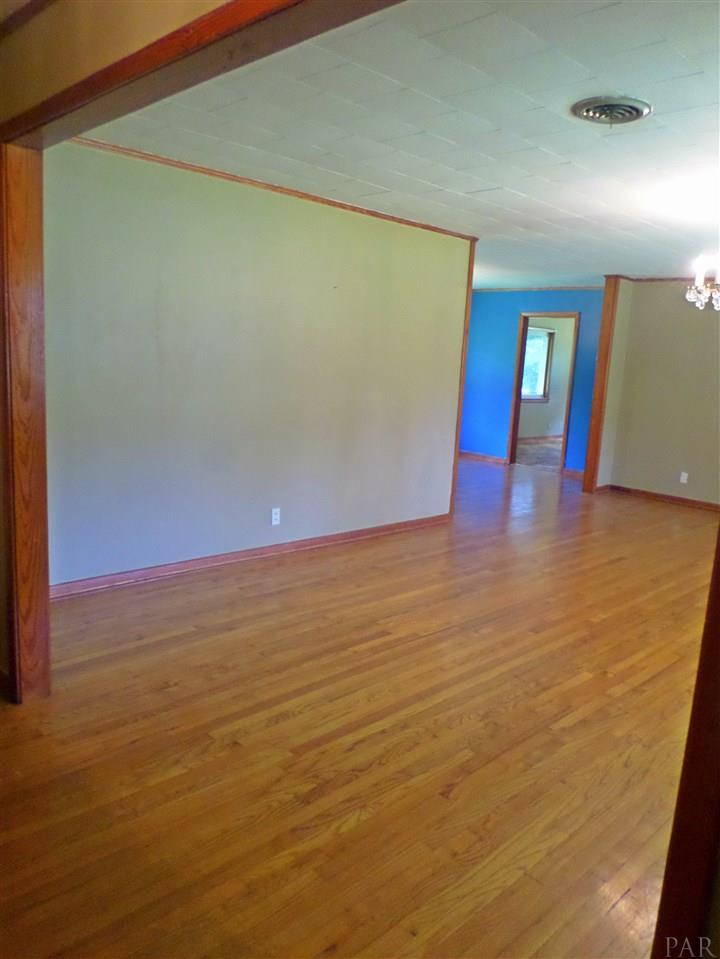 7314 Sachem Road Pensacola, FL 32506 - Photo 4 of 45 Gallery Image 4