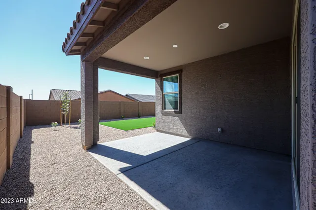 $3,000 | 2071 West Sierra Sunset Trail, Phoenix, AZ 85085