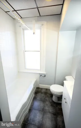 $1,000 | 6633 Torresdale Avenue, Unit 2F, Philadelphia, PA 19135