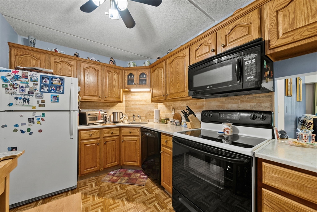159 Main, Unit 23C Stoneham, MA 02180 - Photo 2 of 32
