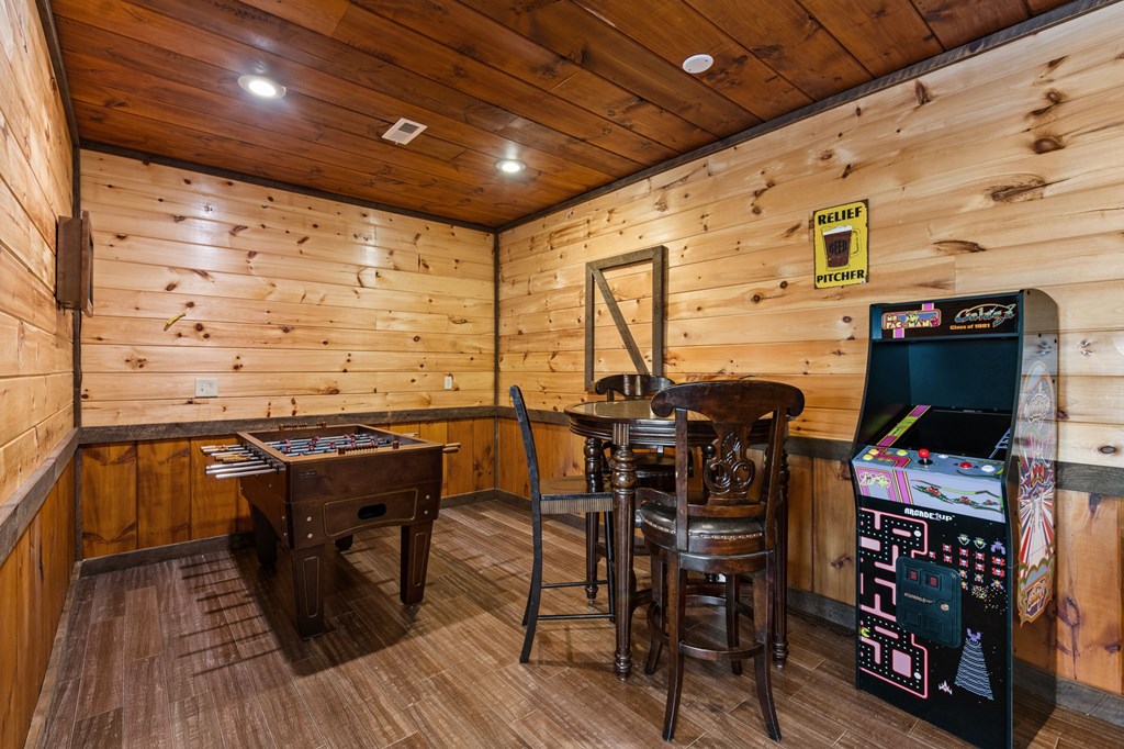 31 Hope Drive Blue Ridge, GA 30513 - Photo 60 of 80 a view of a chairs and table on the wooden floor