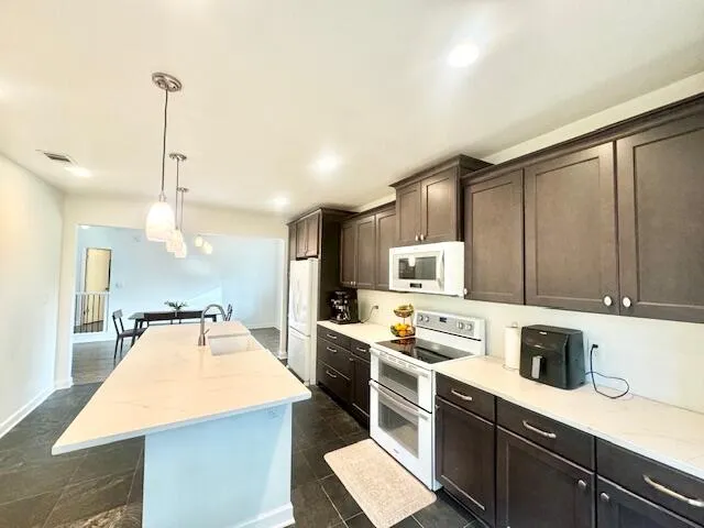 $2,500 | 155 Gleneagles Drive, Niceville, FL 32578