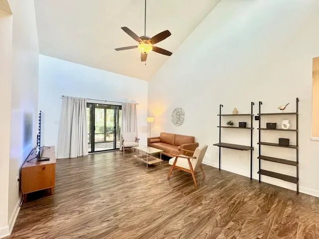 $2,500 | 155 Gleneagles Drive, Niceville, FL 32578