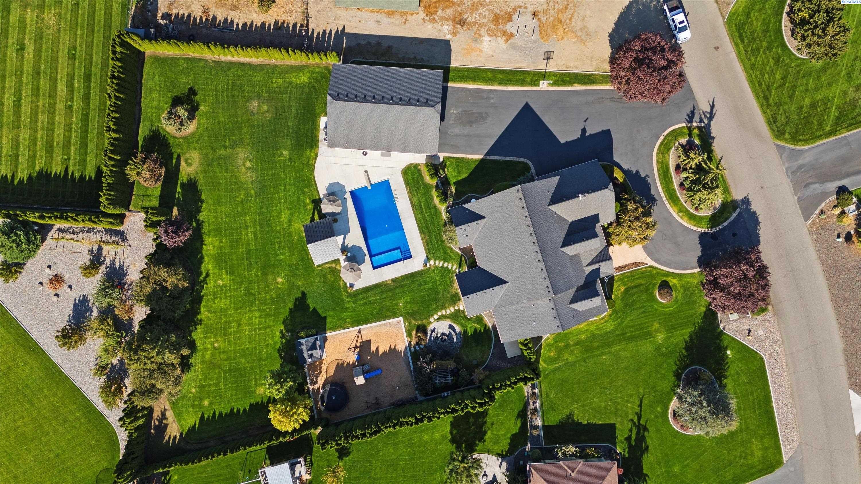 7404 Sandy Ridge Road Pasco, WA 99301 - Photo 4 of 50 Gallery Image 4