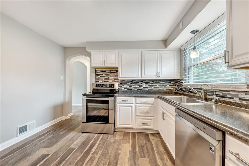 7802 Noblestown Road McDonald, PA 15057 - Photo 13 of 25