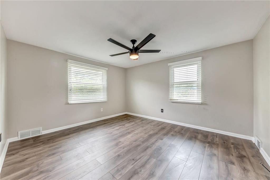 7802 Noblestown Road McDonald, PA 15057 - Photo 5 of 25