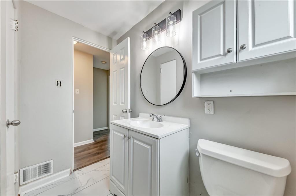 7802 Noblestown Road McDonald, PA 15057 - Photo 9 of 25