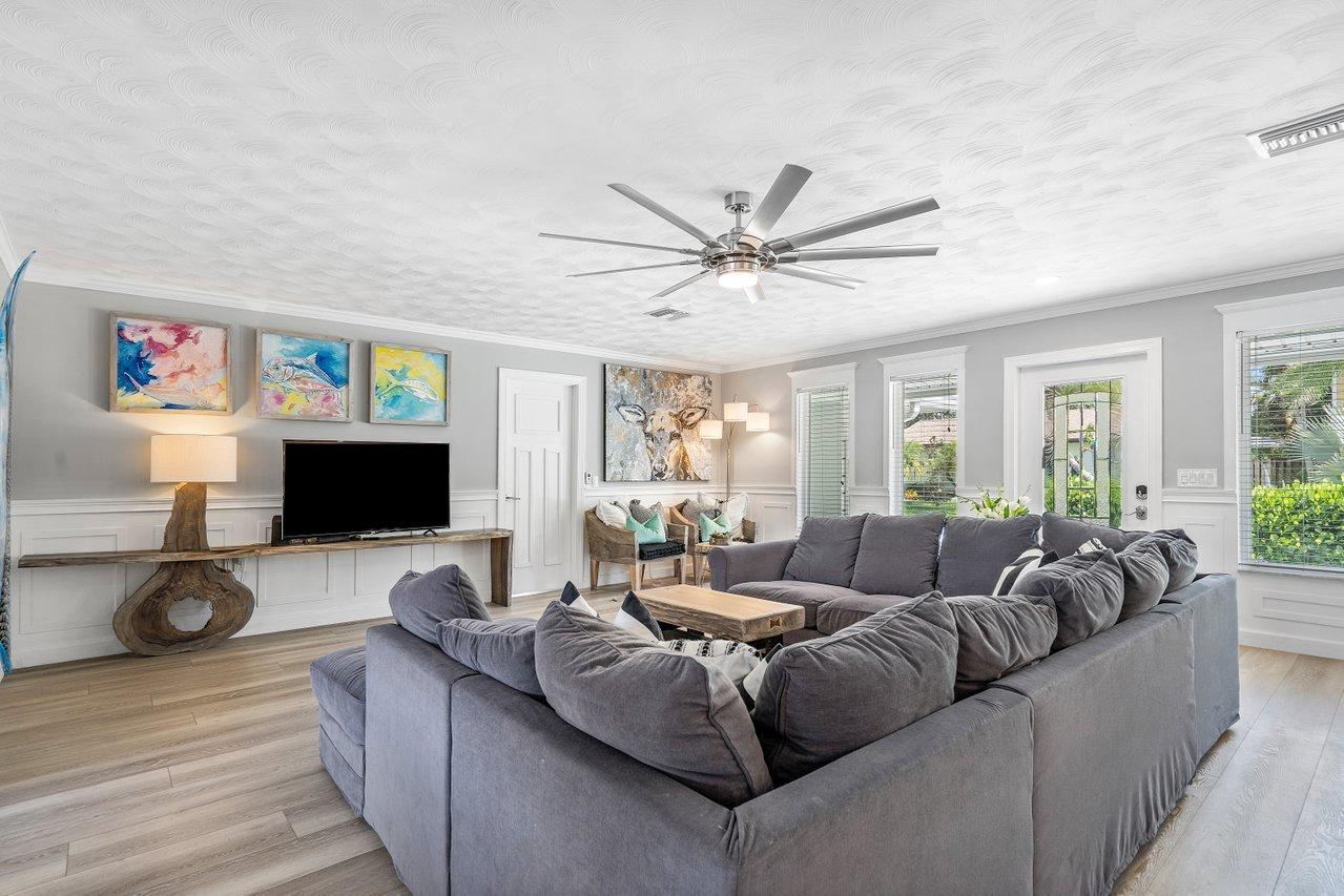 805 Southwest Salerno Road Stuart, FL 34997 - Photo 12 of 36 007-805SouthwestSalernoRoad-Stuart-FL-34