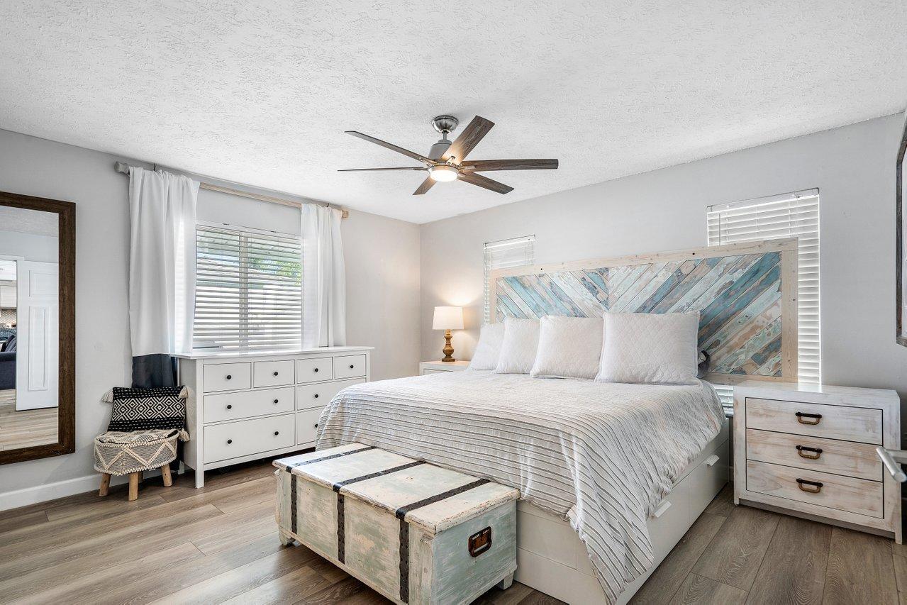 805 Southwest Salerno Road Stuart, FL 34997 - Photo 15 of 36 016-805SouthwestSalernoRoad-Stuart-FL-34