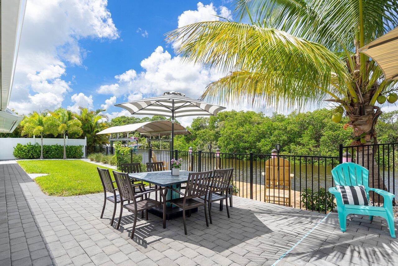 805 Southwest Salerno Road Stuart, FL 34997 - Photo 26 of 36 029-805SouthwestSalernoRoad-Stuart-FL-34