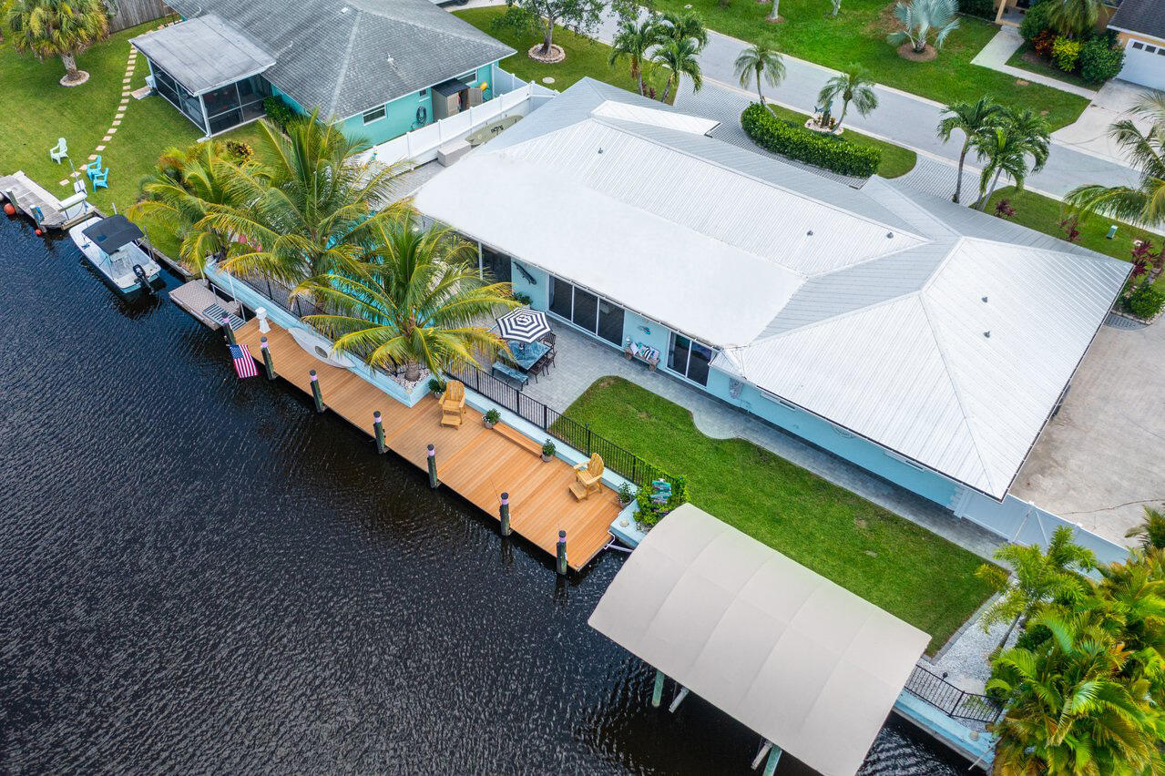 805 Southwest Salerno Road Stuart, FL 34997 - Photo 31 of 36 036-805SouthwestSalernoRoad-Stuart-FL-34