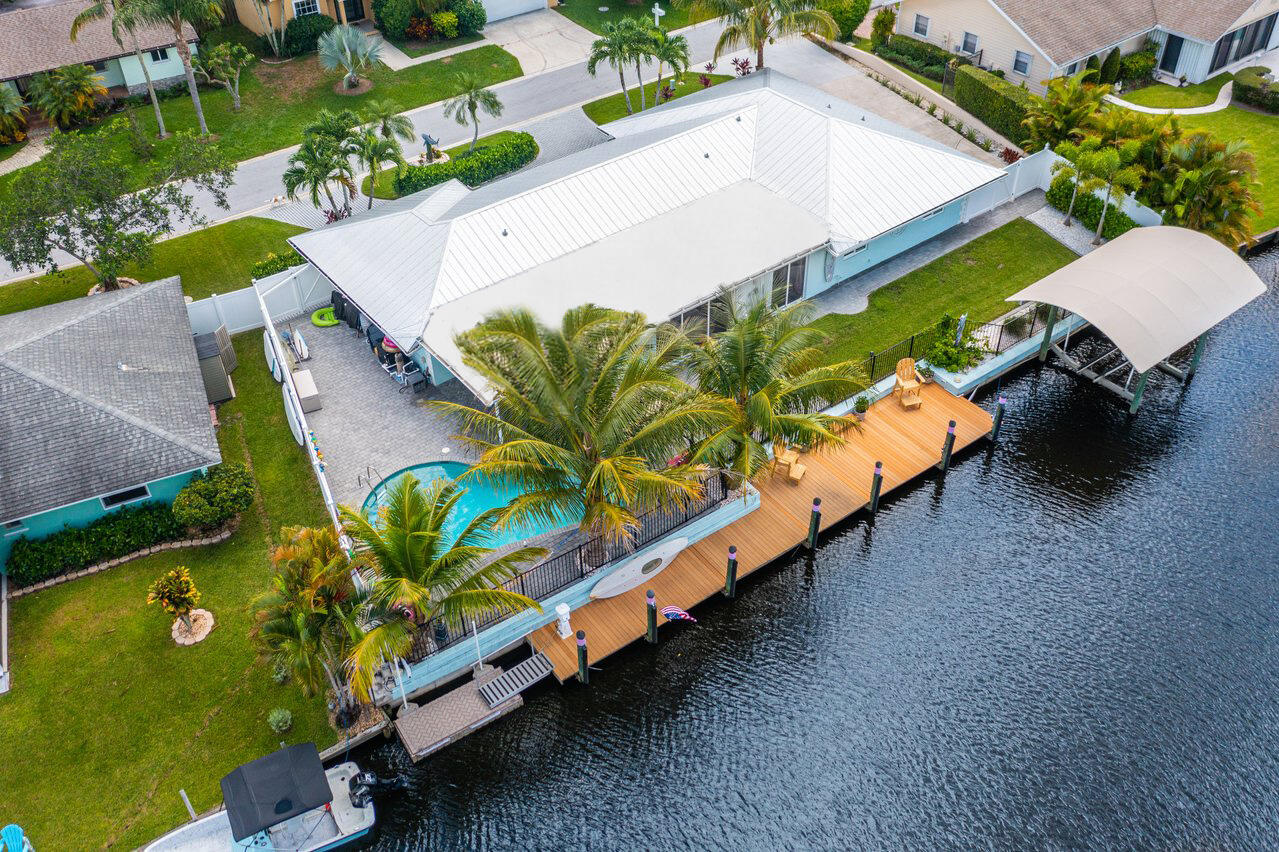 805 Southwest Salerno Road Stuart, FL 34997 - Photo 32 of 36 038-805SouthwestSalernoRoad-Stuart-FL-34