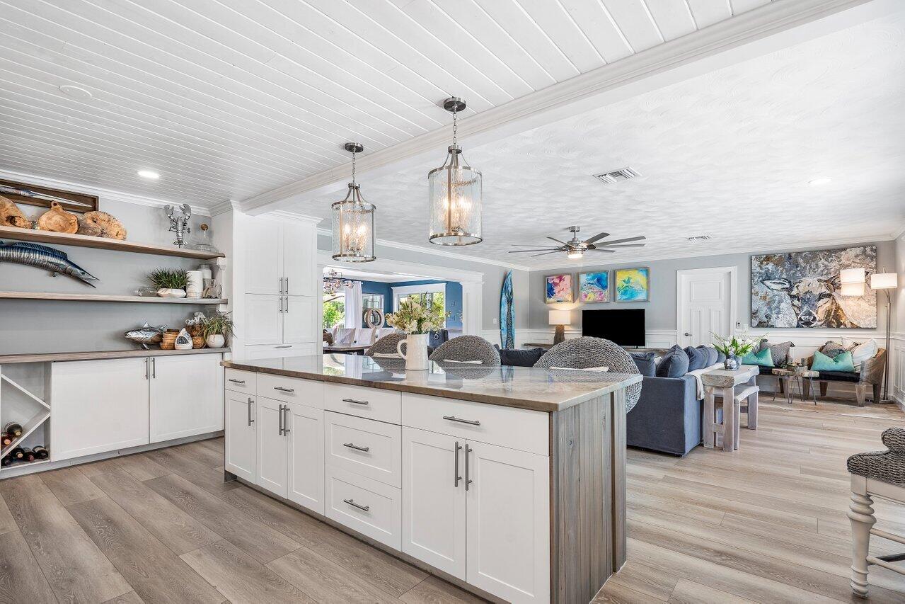 805 Southwest Salerno Road Stuart, FL 34997 - Photo 8 of 36 013-805SouthwestSalernoRoad-Stuart-FL-34