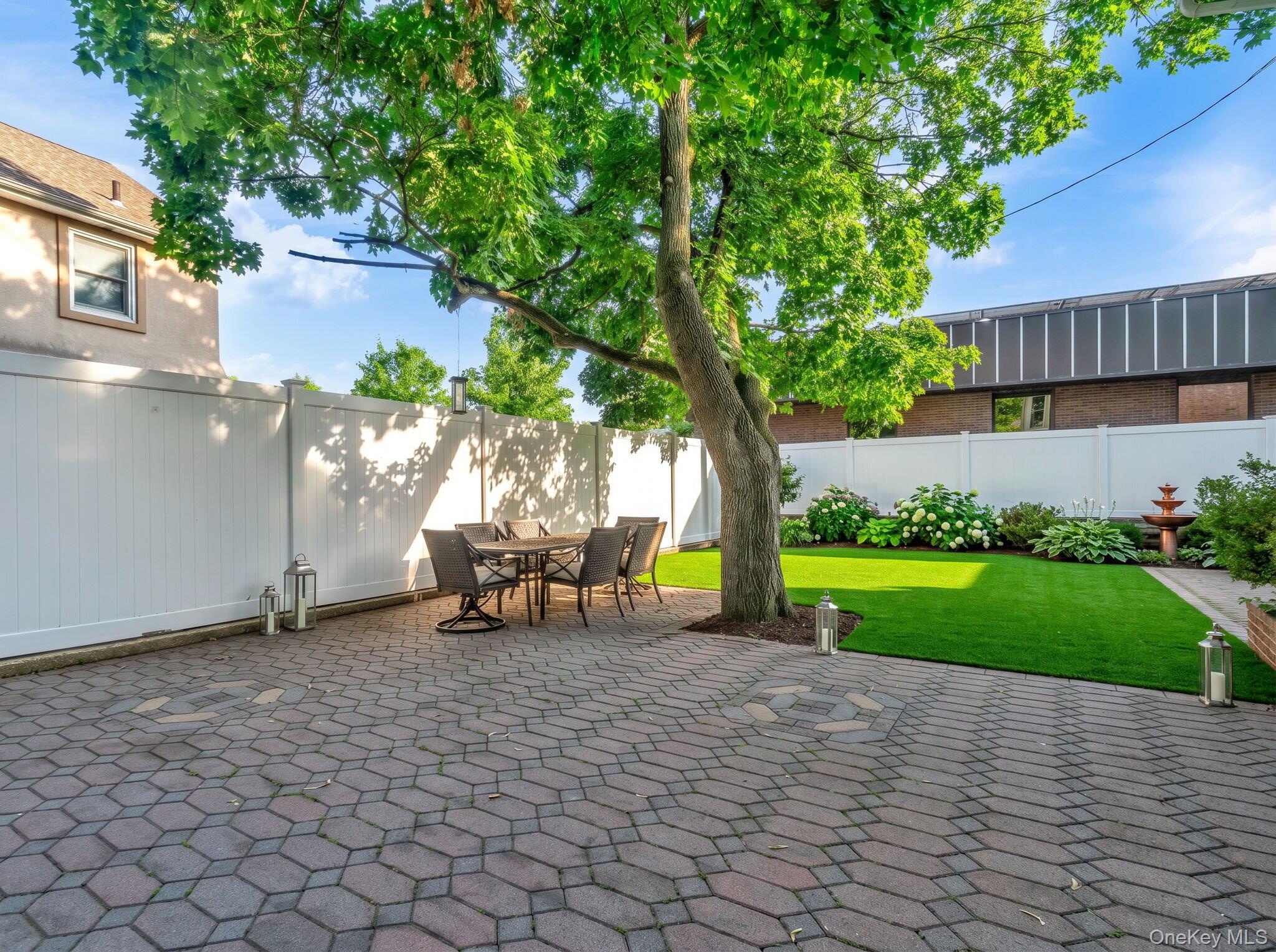 46 Audrey Road Westbury, NY 11590 - Photo 17 of 20