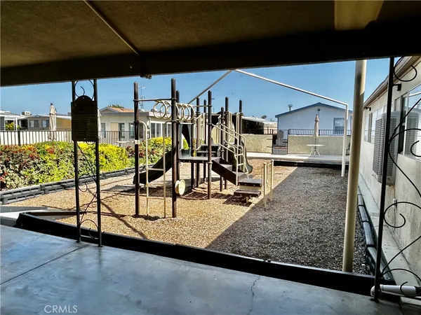 $155,000 | 675 West Oakland Avenue, Unit G2, Hemet, CA 92543
