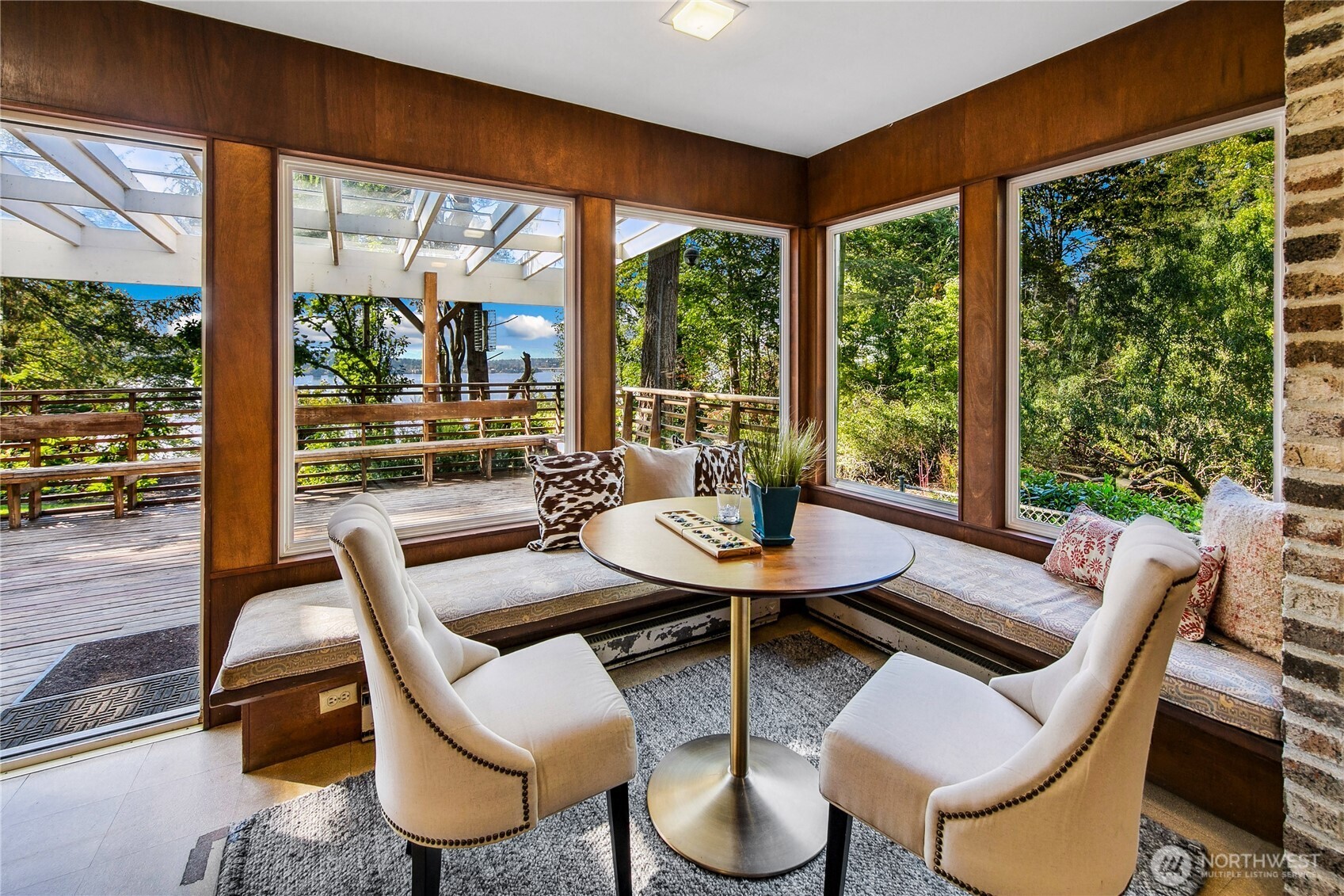 2425 Evergreen Point Road Medina, WA 98039 - Photo 19 of 37