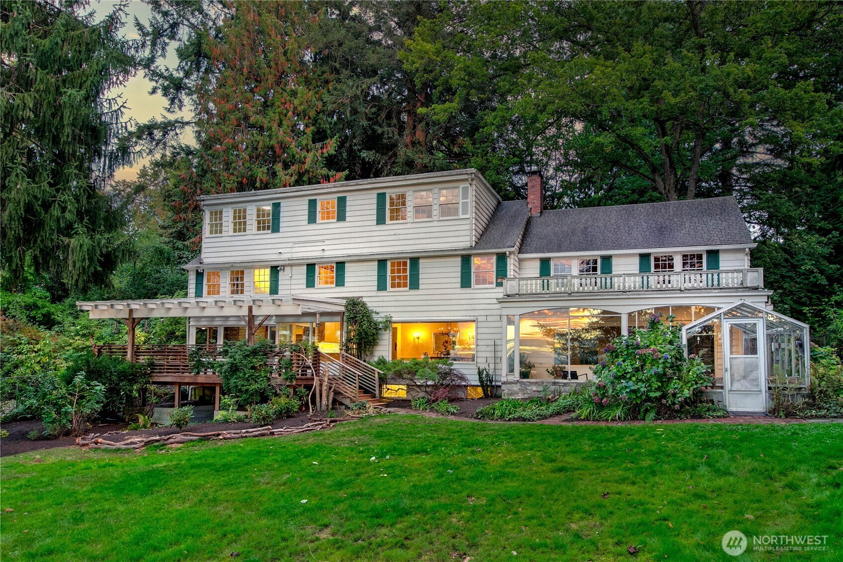 2425 Evergreen Point Road Medina, WA 98039 - Photo 9 of 37