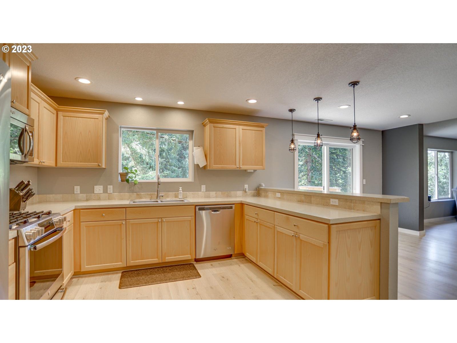 35172 Southeast Coupland Road Estacada, OR 97023 - Photo 12 of 45 Gallery Image 12