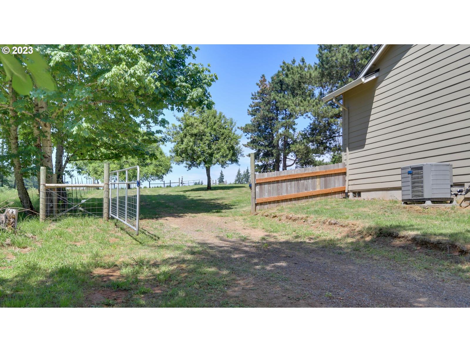 35172 Southeast Coupland Road Estacada, OR 97023 - Photo 36 of 45 Gallery Image 36