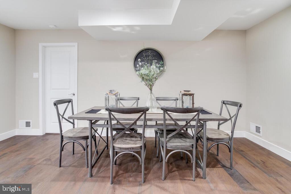 953 Fall Ridge Way Gambrills, MD 21054 - Photo 17 of 46 Dining Area