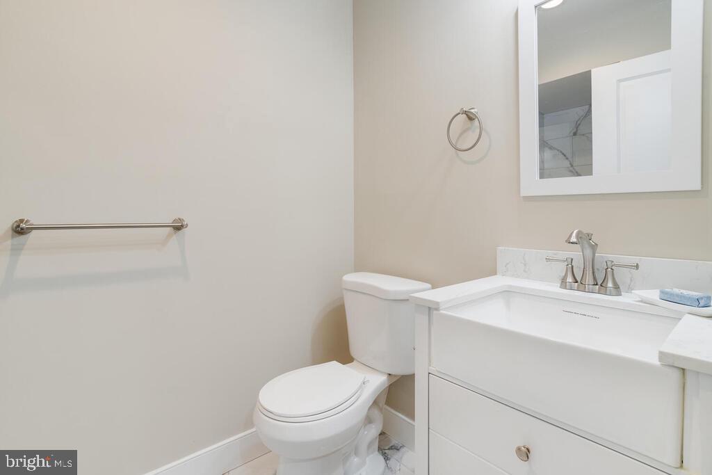 953 Fall Ridge Way Gambrills, MD 21054 - Photo 20 of 46 Main Level Full Bath