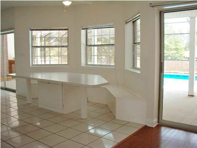 1436 Kings Road Cantonment, FL 32533 - Photo 7 of 21 Eat in table with storage seats