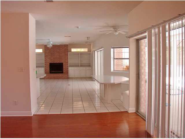 1436 Kings Road Cantonment, FL 32533 - Photo 8 of 21 Great room from living room