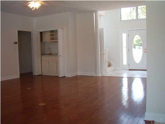 1436 Kings Road Cantonment, FL 32533 - Photo 10 of 21 Living room with wet bar